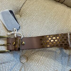 Amsterdam Heritage. Handmade Leather belt. Metal studs.M